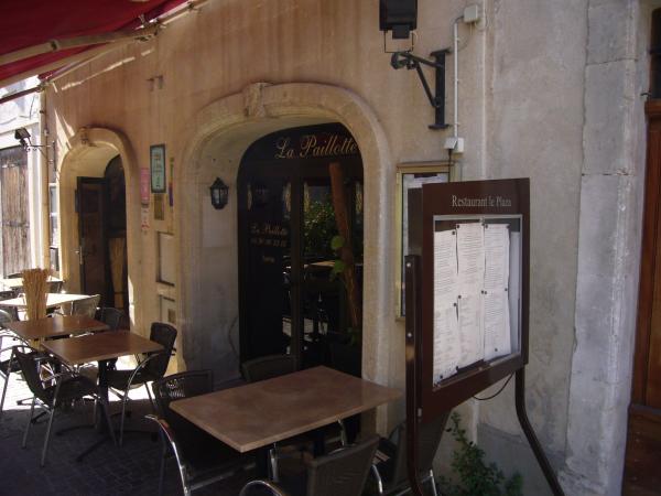 La Paillotte Restaurant Le Plaza
